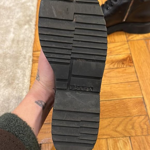 PRADA black leather boots 38,5 - Picture 2 of 3